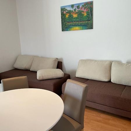 Apartment Place 2 Stay Χβαρ Εξωτερικό φωτογραφία