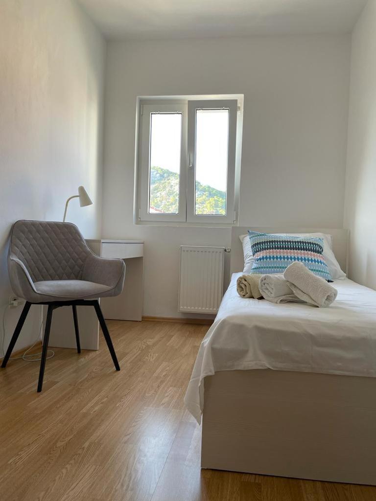 Apartment Place 2 Stay Χβαρ Εξωτερικό φωτογραφία