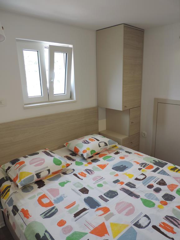 Apartment Place 2 Stay Χβαρ Εξωτερικό φωτογραφία